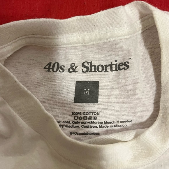 40s & Shorties T shirt - Picture 3 of 3